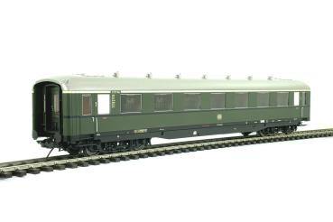 Preview: Schnellzug-Set Epoche III mit E44 098 und 2 Schürzenwagen
